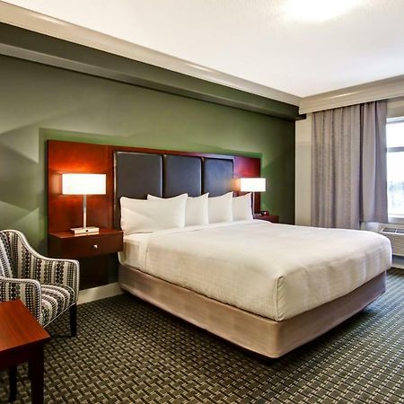 Chateau Nova Yellowknife Luaran gambar